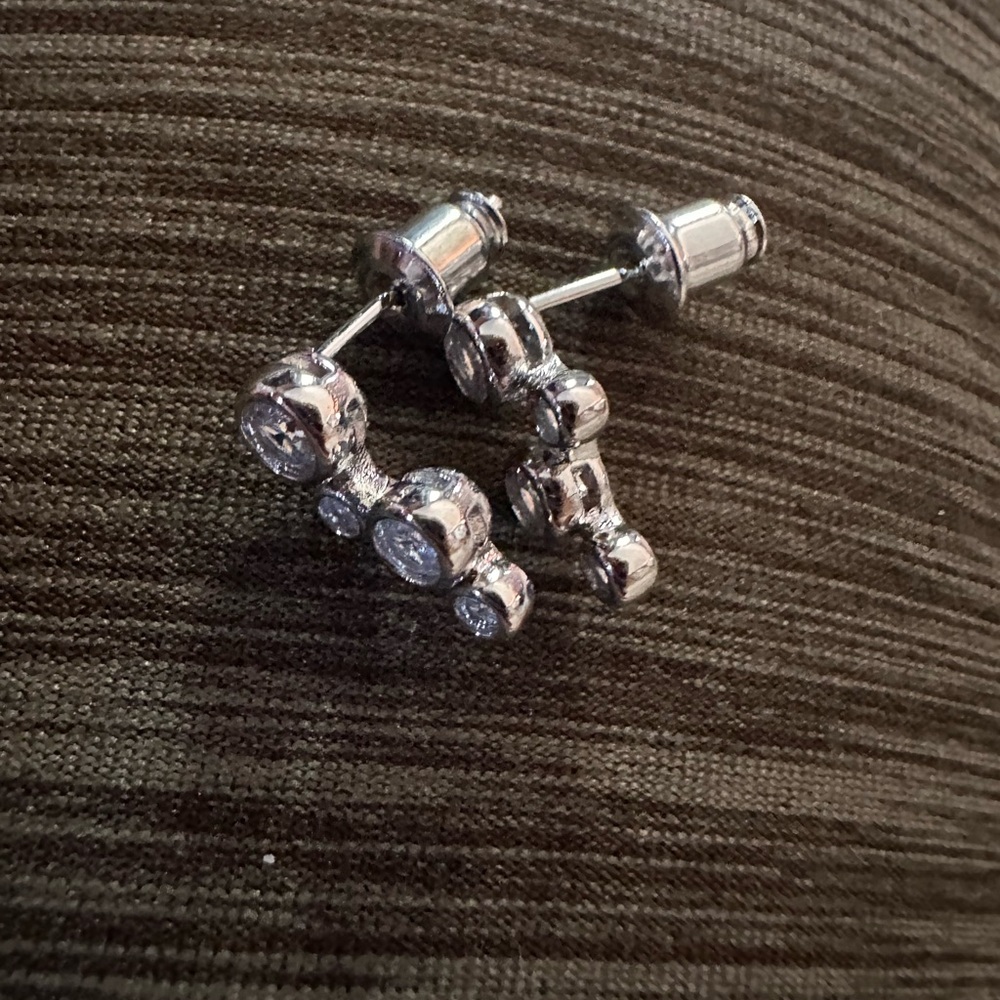 Classic Silver Cuff Links with Prong Settings